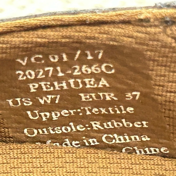 OluKai Womens Grey Pehuea Breathable Comfort Slip On Sneakers Shoes SZ US 7 - Picture 11 of 11